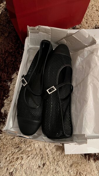 Продаю стильные балетки в сетку мюли. Носила 2 раза