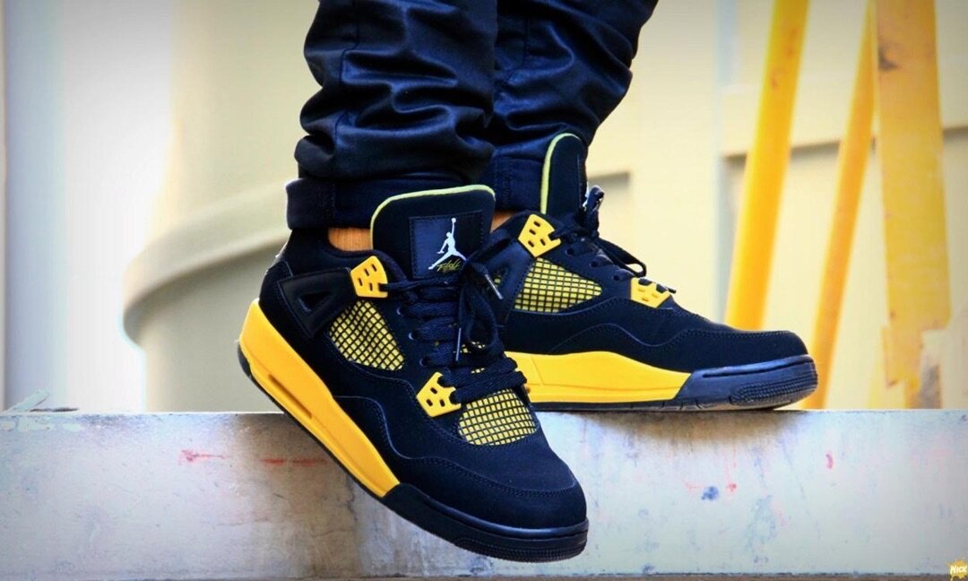 Jordan 4 black&yellow