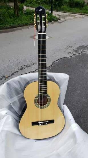 Guitare classique à corde