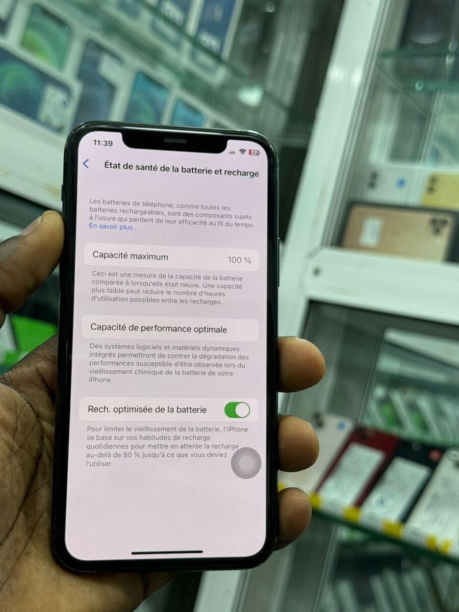 iPhone 11 Pro 64g très propre