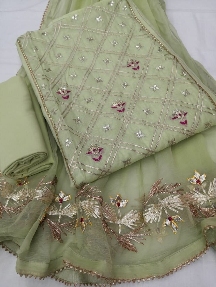 Shafoon 23 Peace Suit