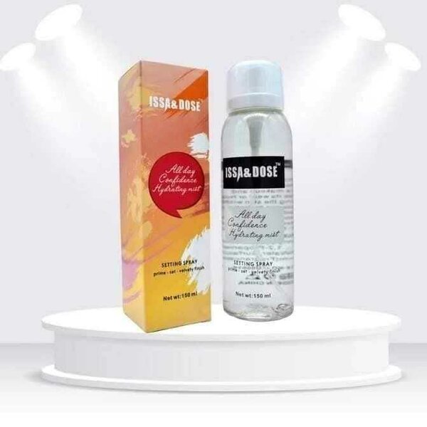 Spray fixateur hydratant