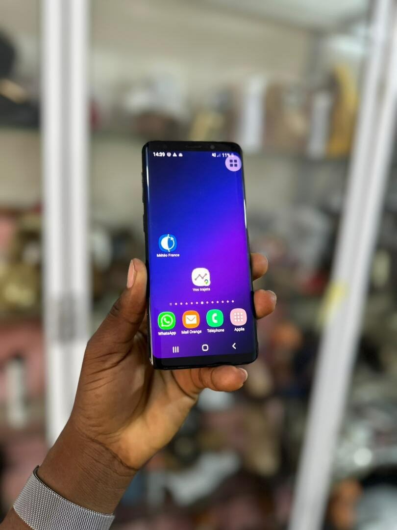 Samsung s9 64/4g prix: 80.000f  0768715963