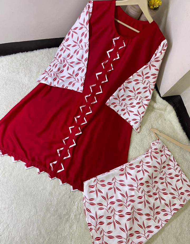 Ladies beautiful stitched article 2pc