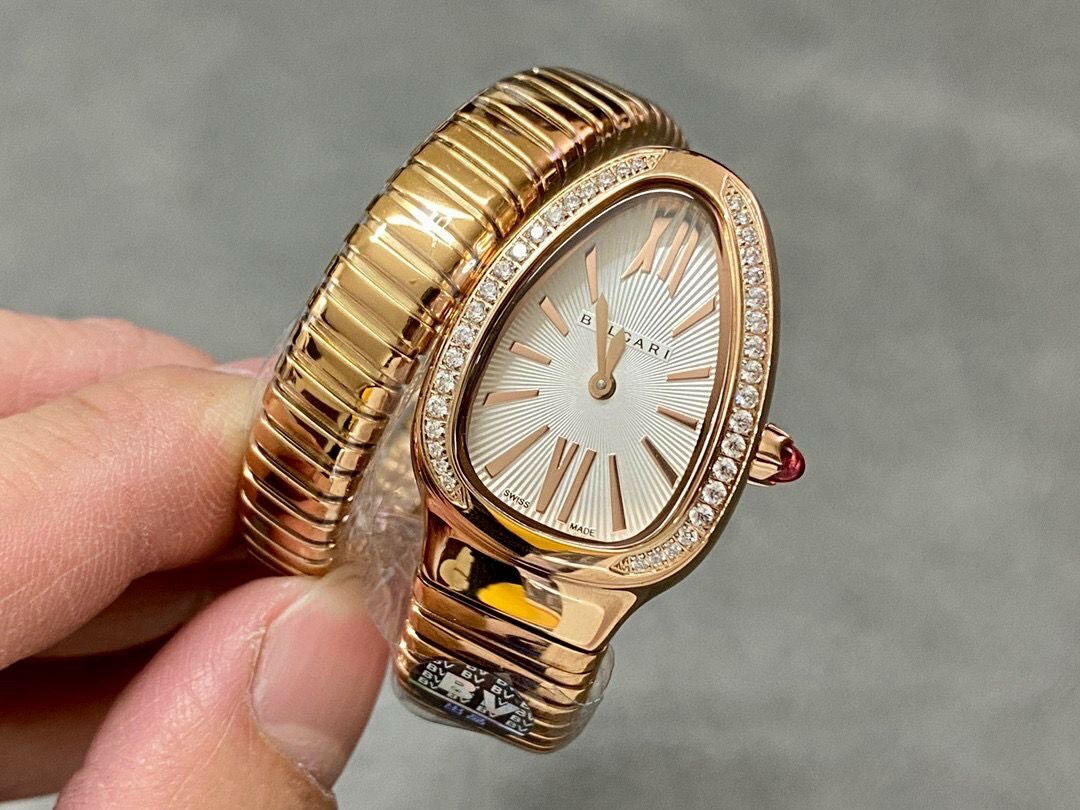 Bvlgari serpenti watch