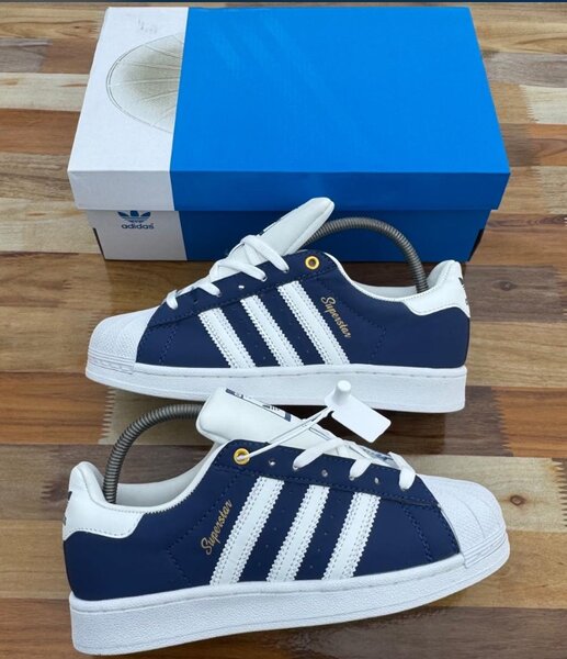 Sneakers Adidas bleues