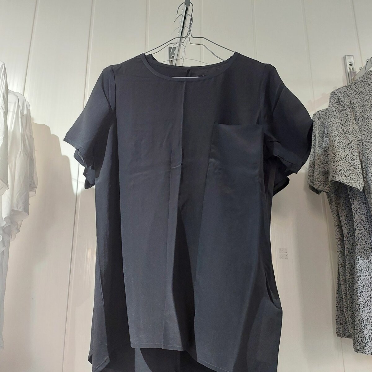 Ladies Tops/T-shirts