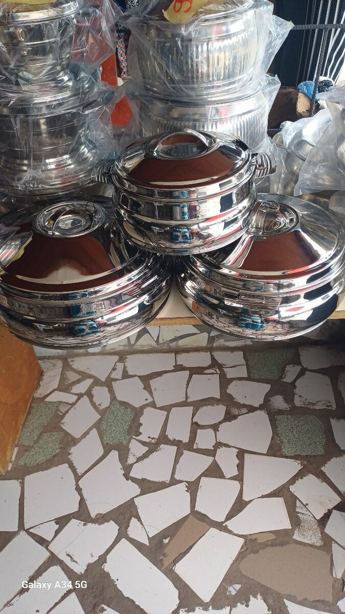 Ensemble de plats en acier inoxydable