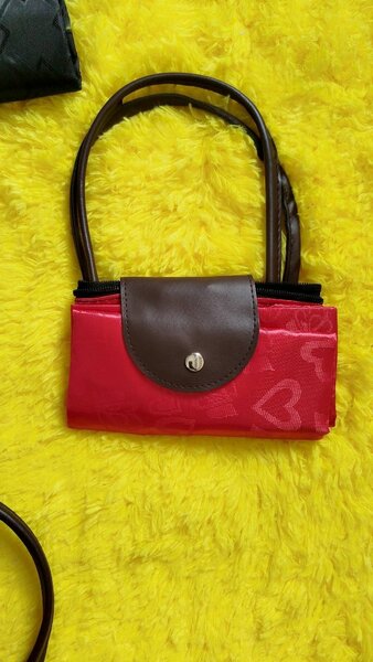 Sac à main pliable élégant