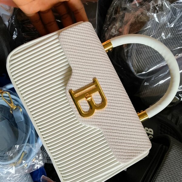 Sac à main élégant vintage