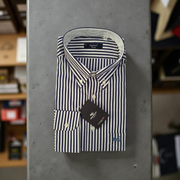 Chemise rayée classique homme