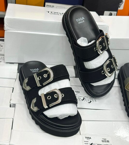 Tongs Toga Virilis Boucles