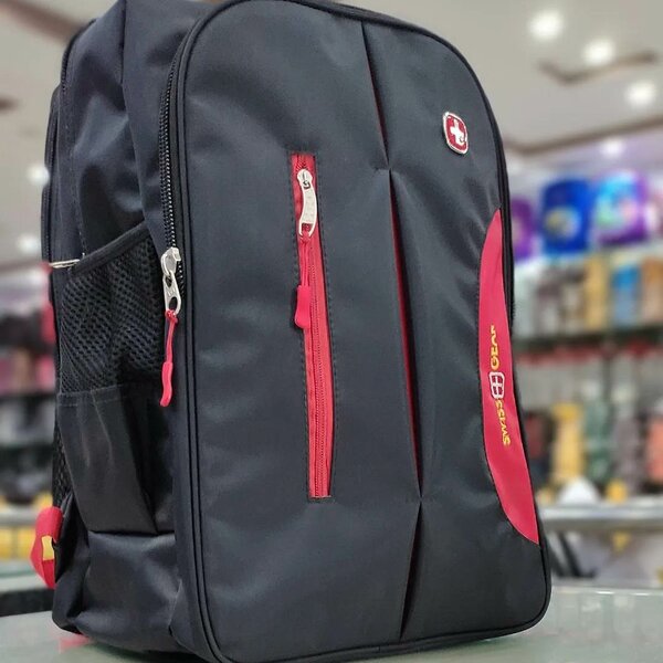 Multipurpose swiss gear bags for sale!