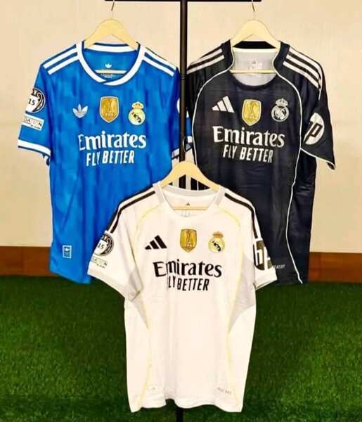Maillots de football Adidas