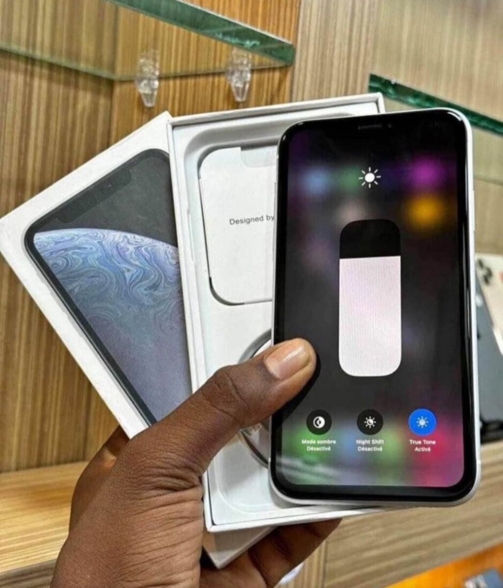 iPhone XR 64GB - Blanc Neuf