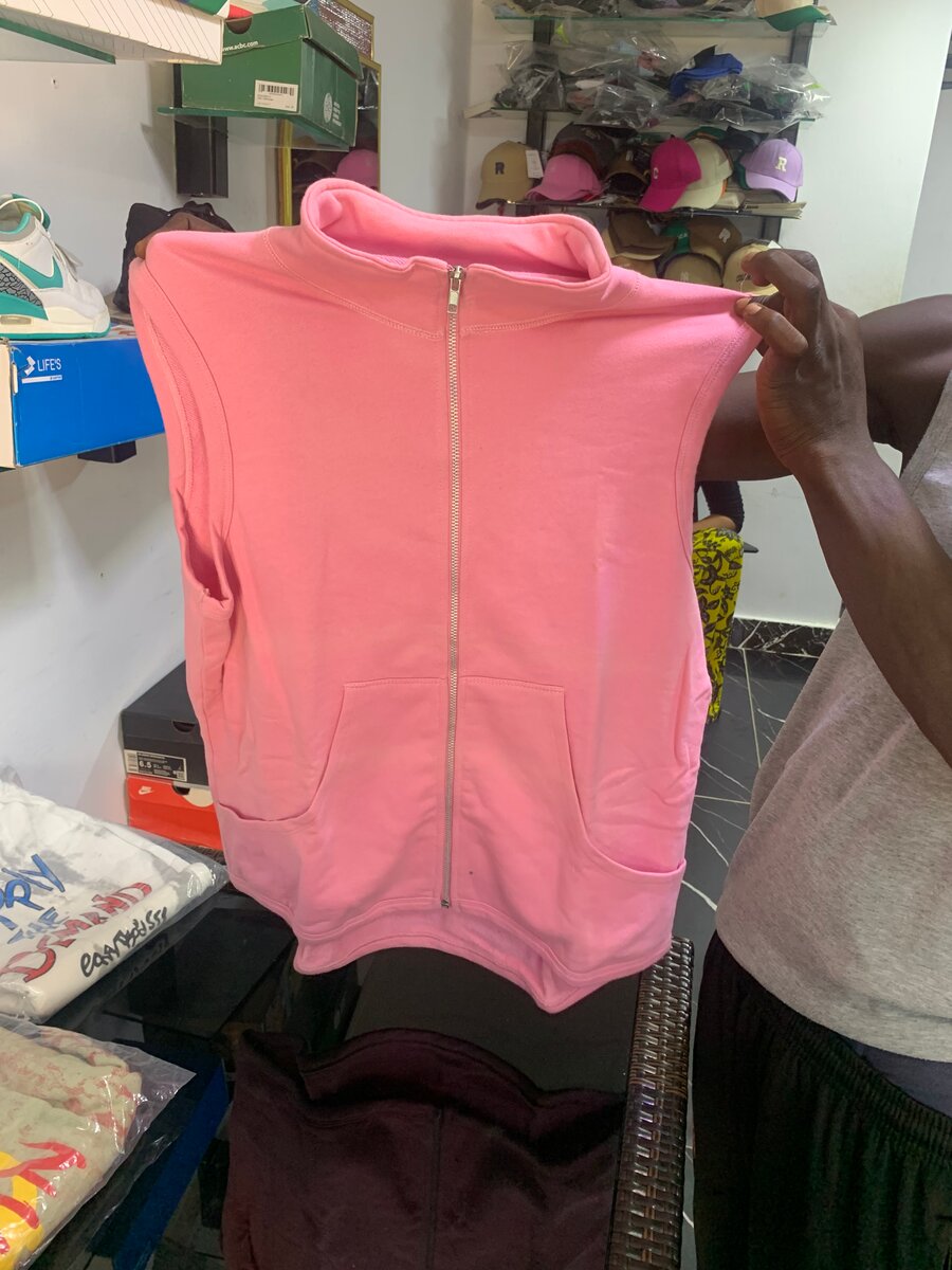 Gilet sans manches rose zippé