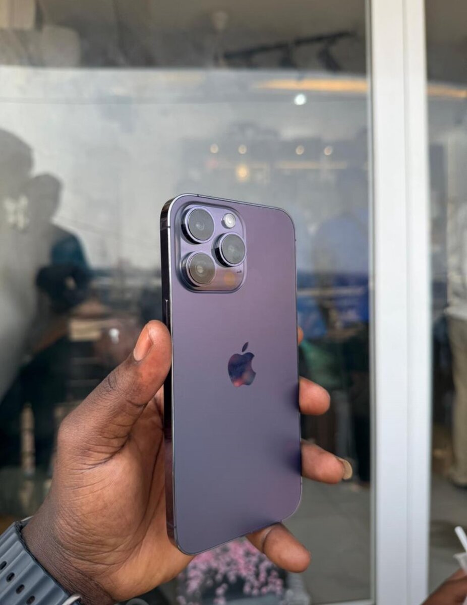 14 pro max physical sim 256gig