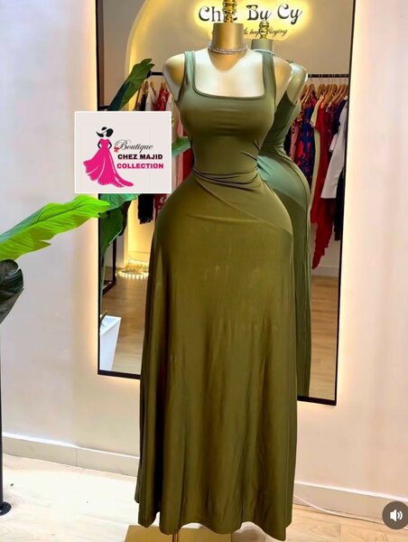 Robe longue évasée élégante