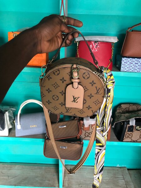 Sac à main rond élégant