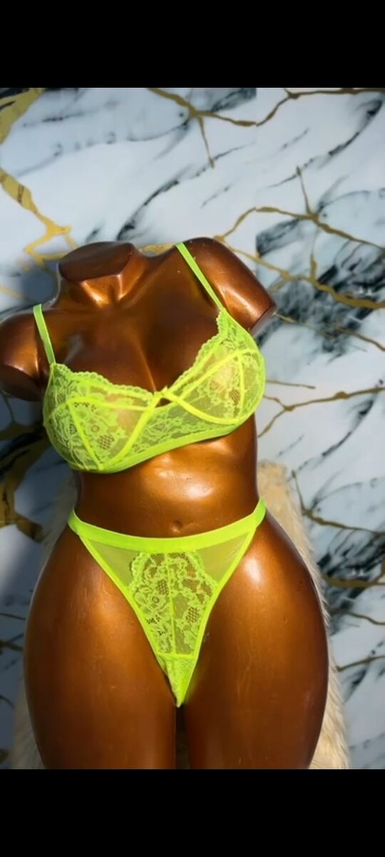 Ensemble lingerie dentelle sexy