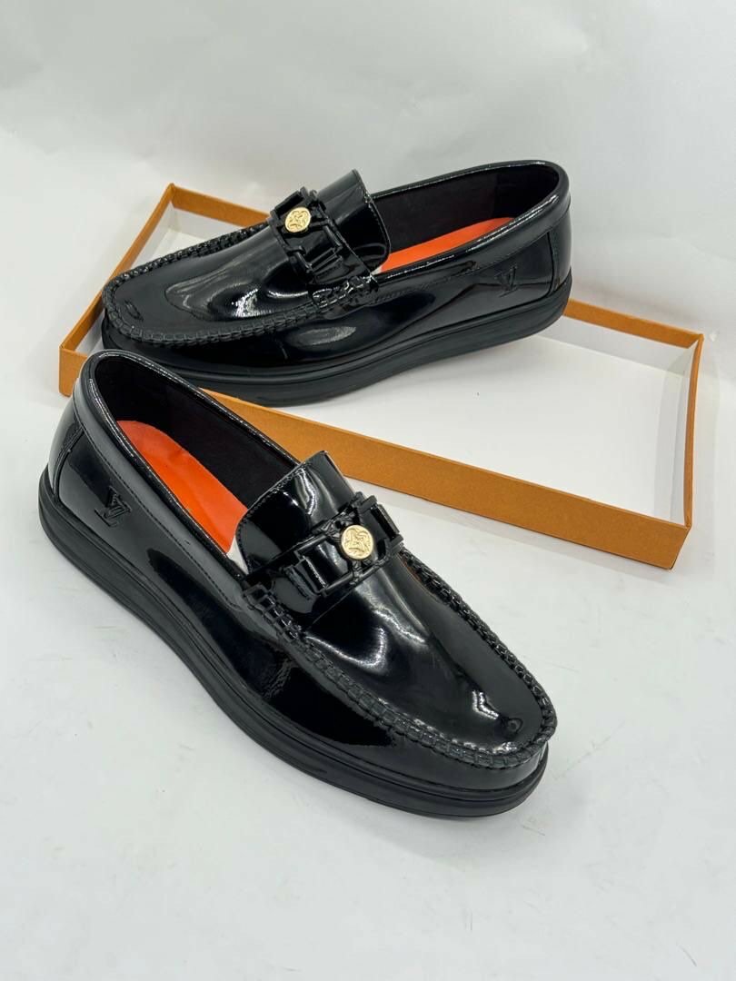 LOUIS VUITTON CLASSIC SHOE