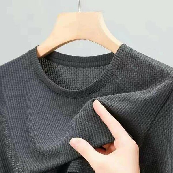 TEE-SHIRT COULEUR UNIQUE