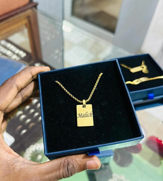 Collier personnalisé en or