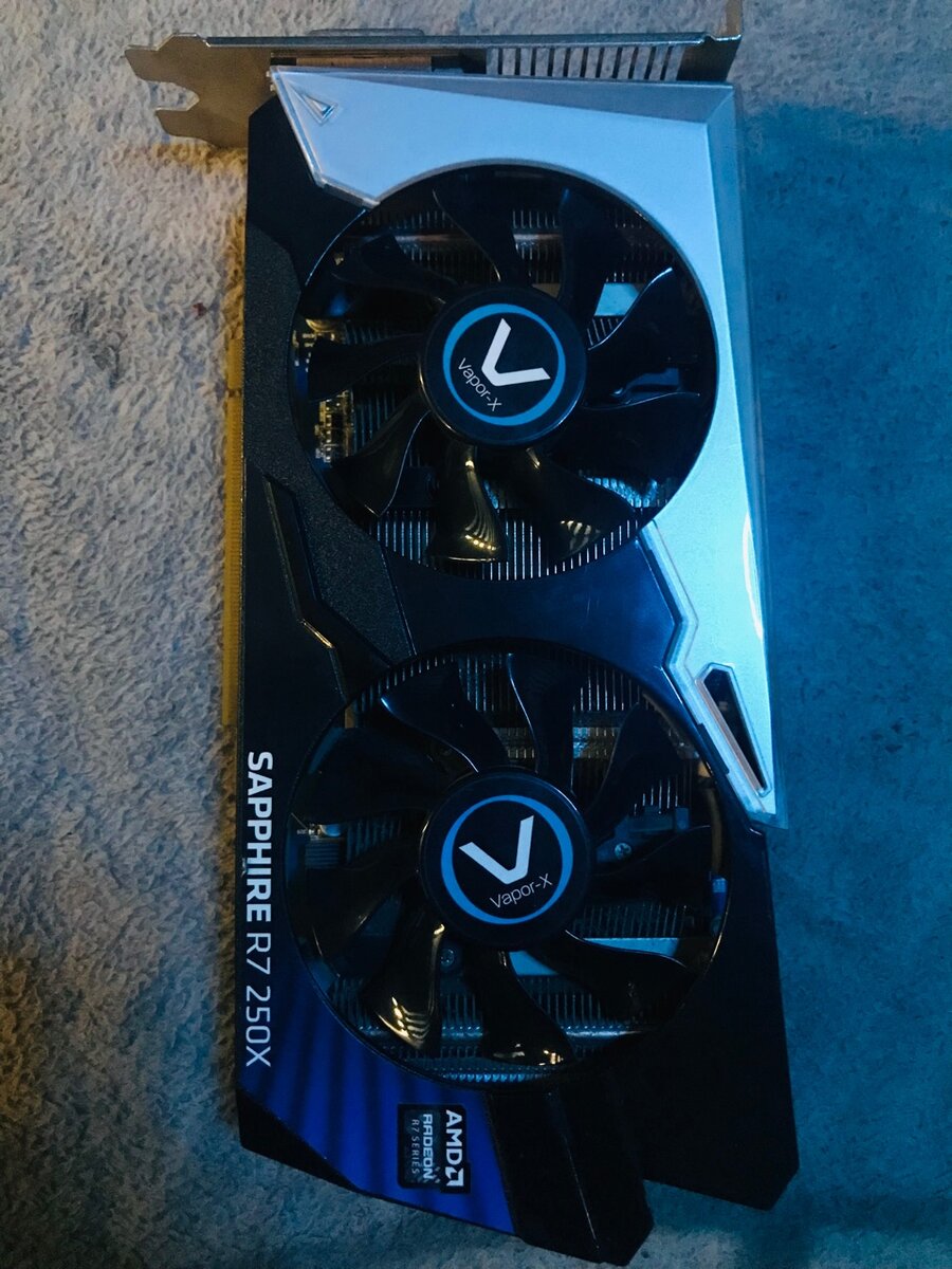 Graphics Card - AMD (SAPPHIRE R7 250X)