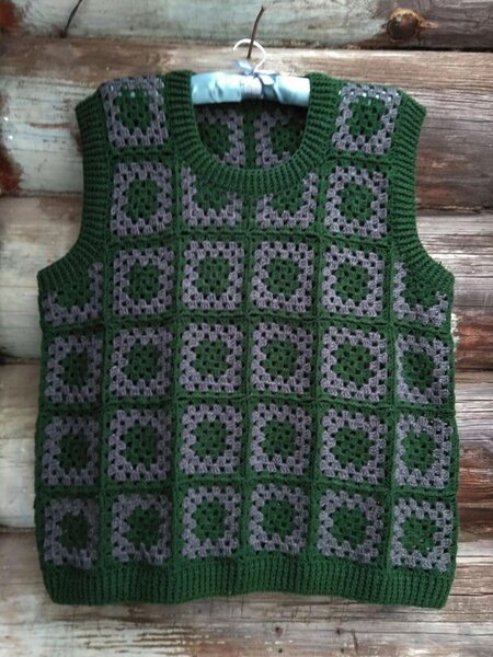 Gilet crochet coloré en laine