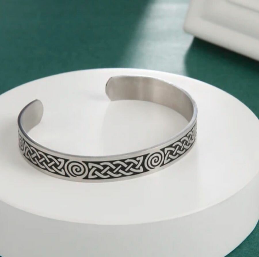 Bracelet en acier inoxydable design celte