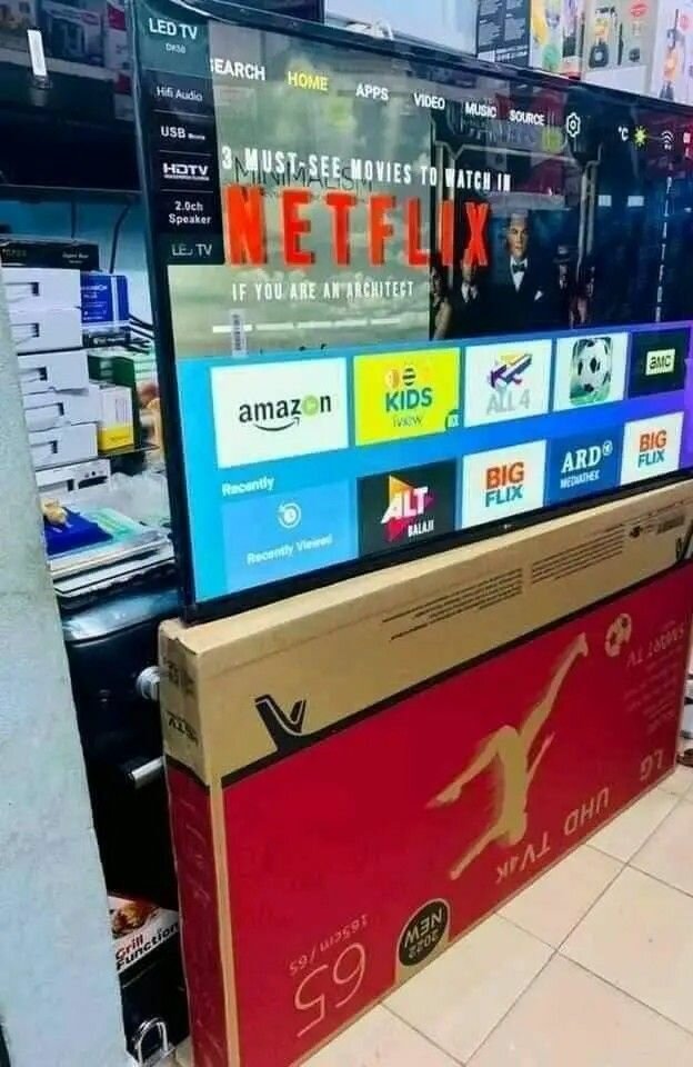 Télévision LED 65'' UHD 4K