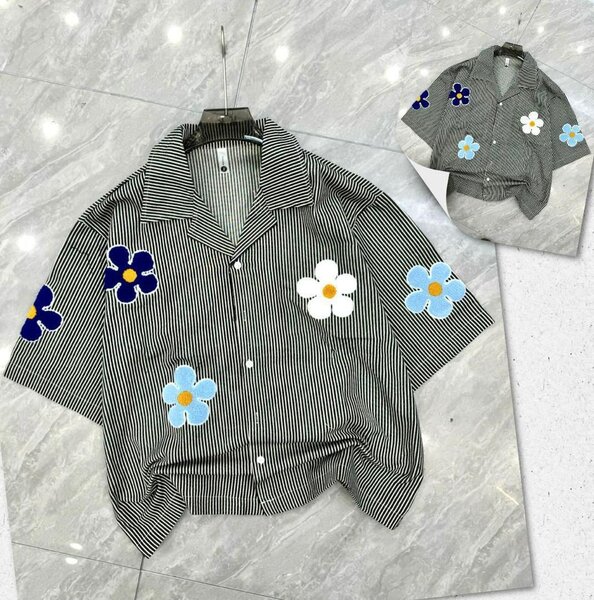 Chemisette florale rayée