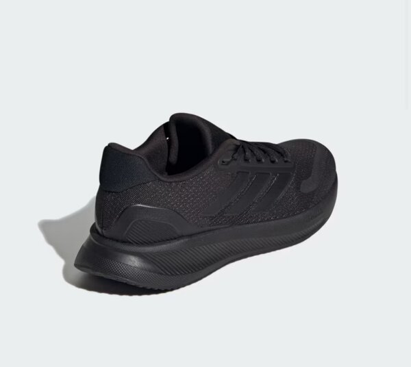 Кроссовки Adidas женские, размеры: 37/40,5