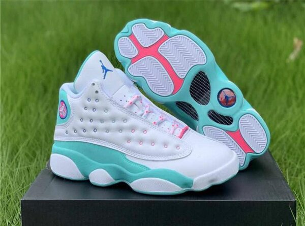 Jordan 13 sneaker