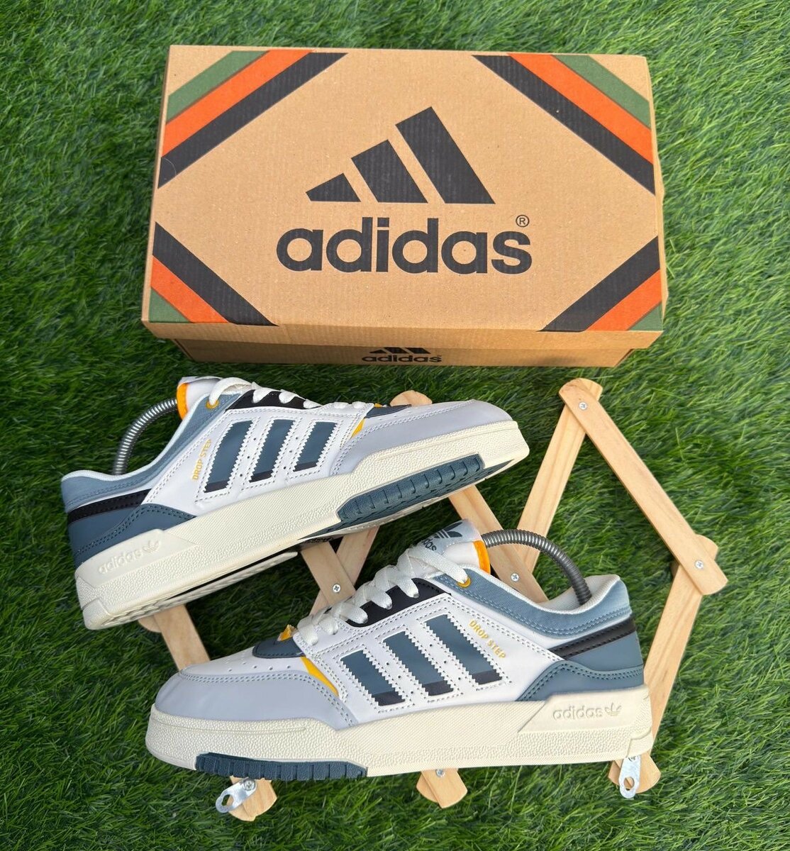 Adidas Sneakers Street Style