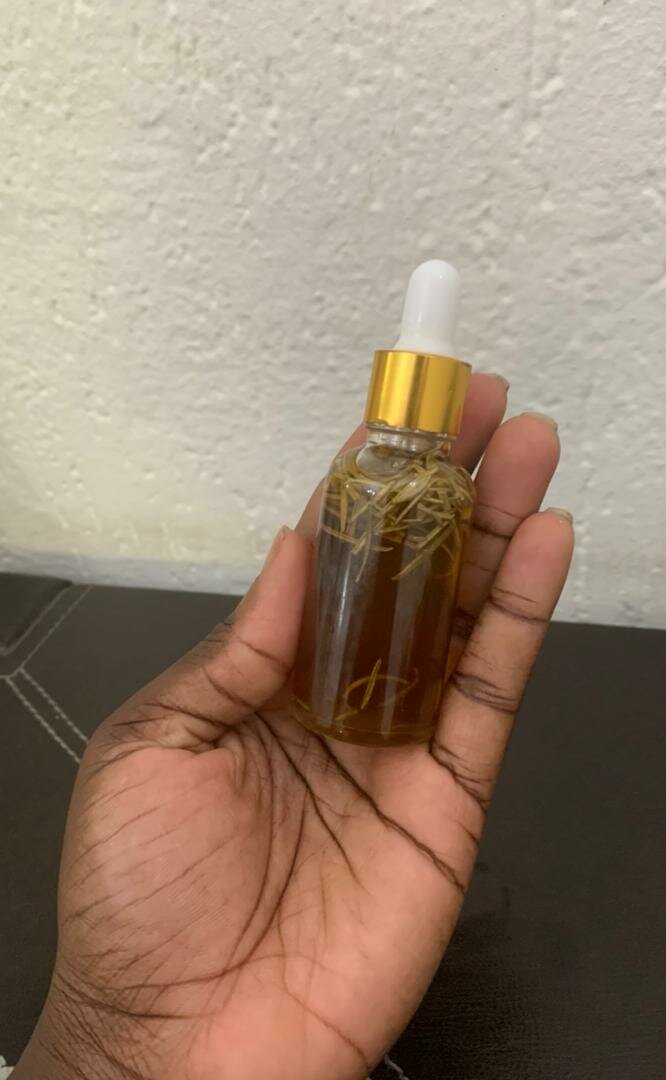 Huile capillaire nourrissante bio