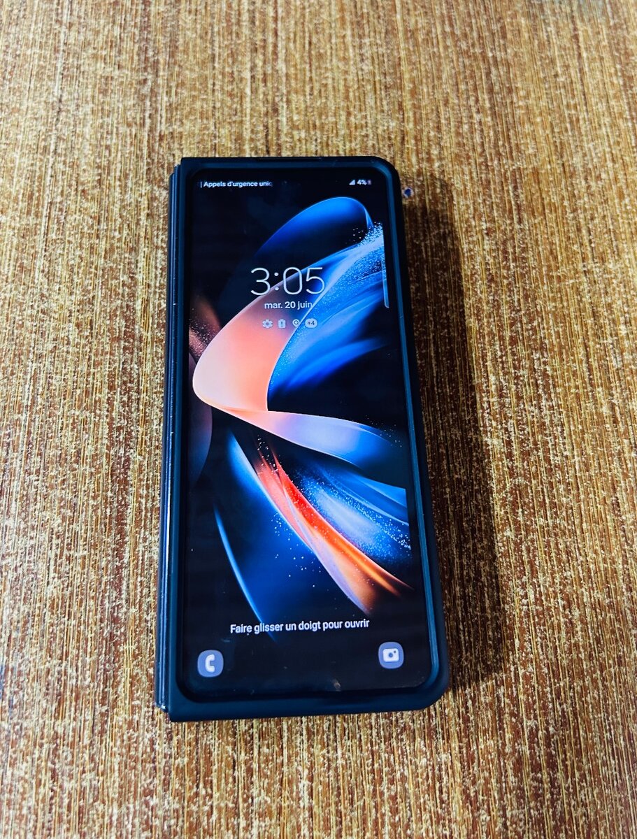SAMSUNG GALAXY Z-FOLD 4