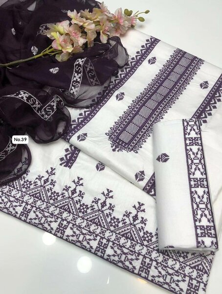 Printed lawn