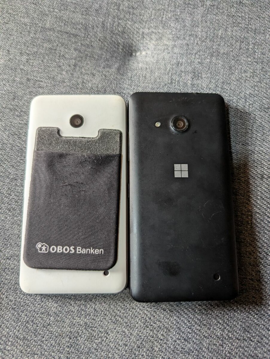 Nokia  Microsoft 550