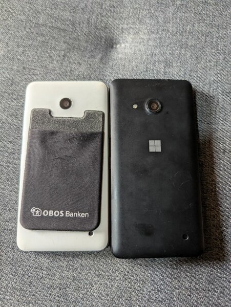 Nokia  Microsoft 550