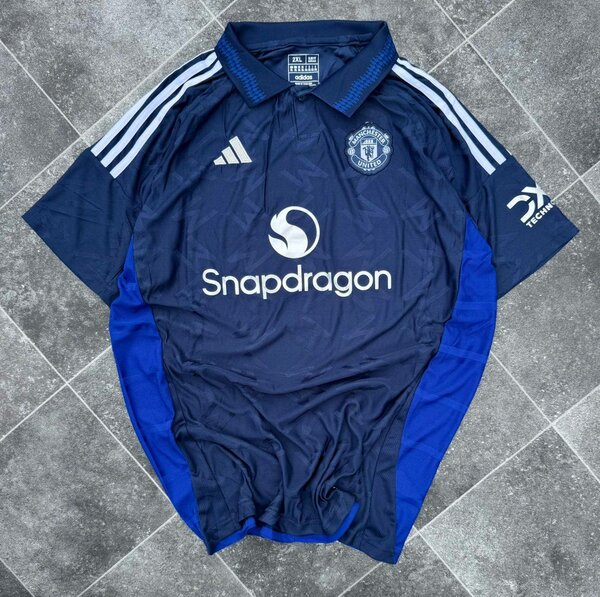 Maillot de foot bleu marine