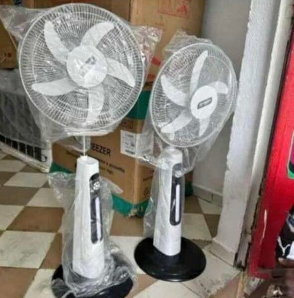 Ventilateur sur pied oscillant