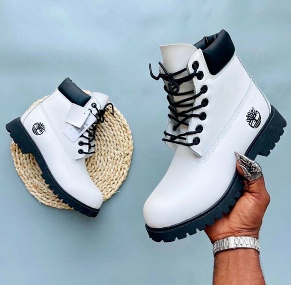 Bottes résistantes pour hommes