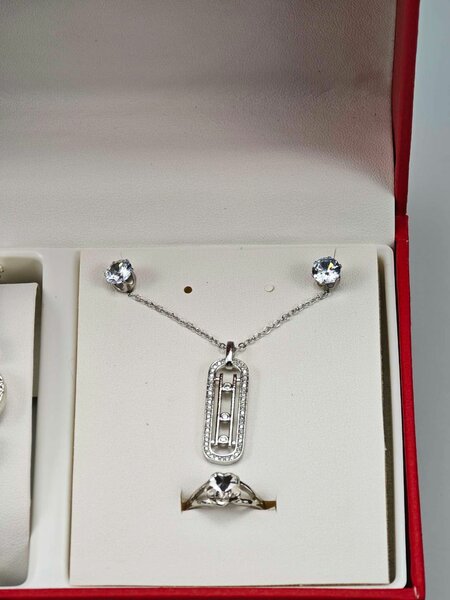 Ensemble Bijoux & Montre Élégants