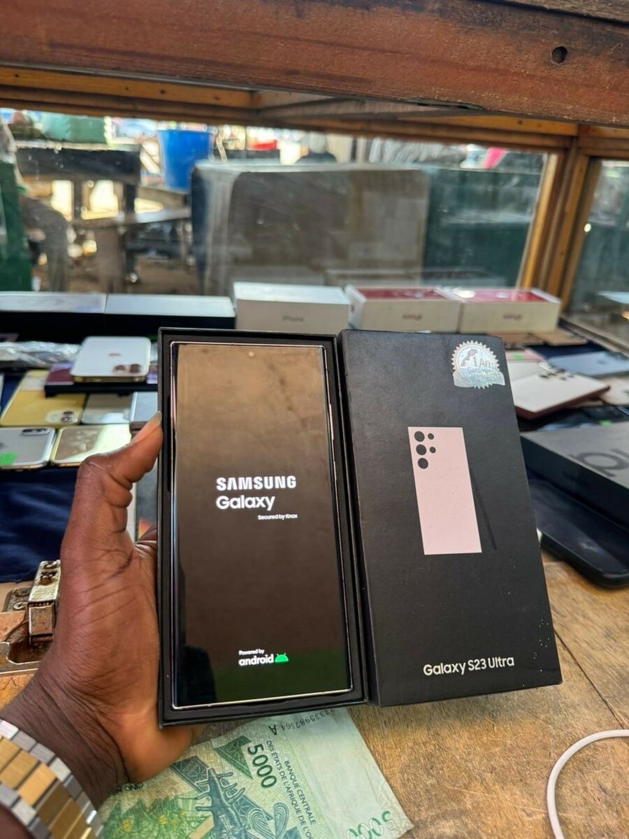 Samsung Galaxy s23 ultra 256/12 giga ram