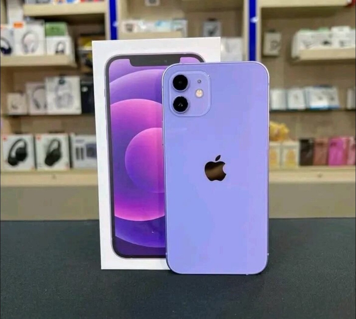 iPhone 12 en violet neuf