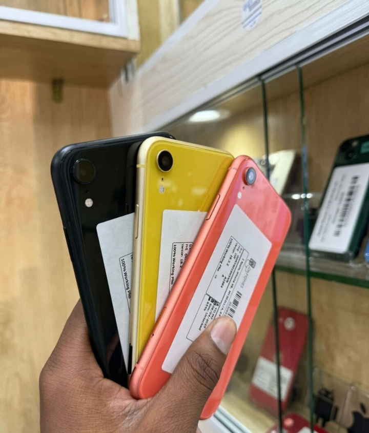 iPhone XR