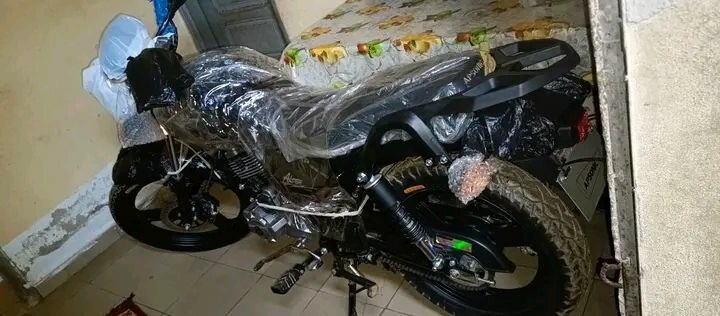 Moto neuve 150cc puissante