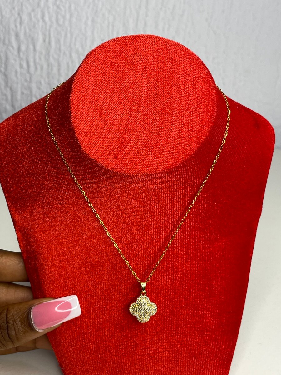 Colliers élégants pour femmes