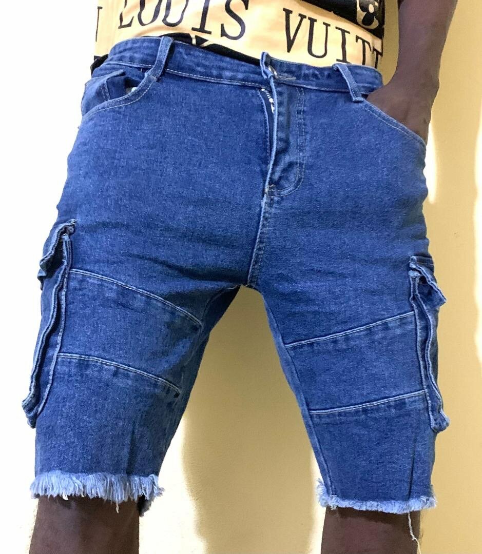 Short jeans